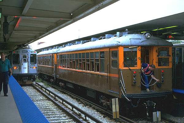 usr_m_chi+el_3442_kimball^fantrip_20000903_mikfar_1193.jpg